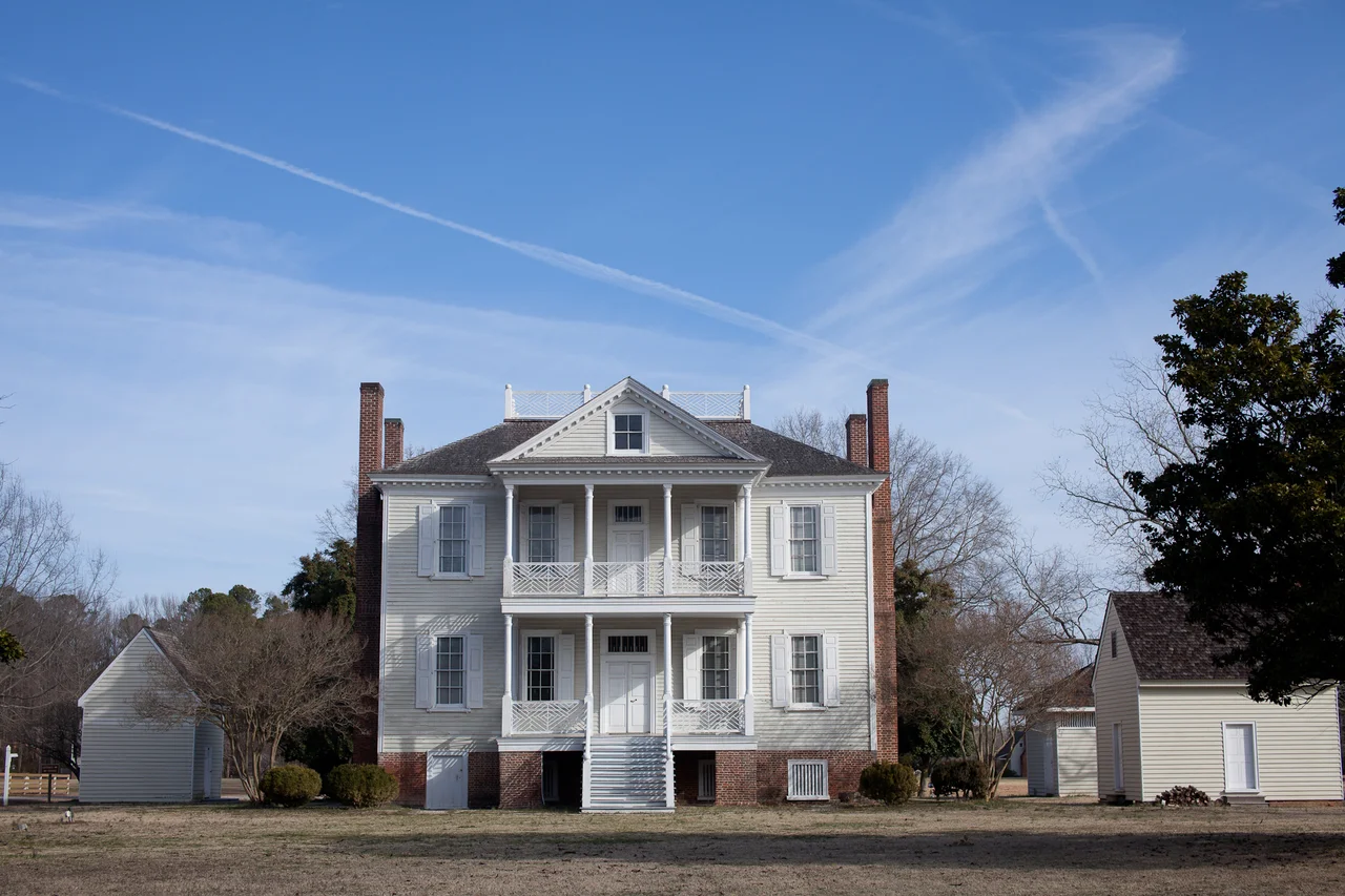 Hope Plantation, 4 miles (6.4 km) northwest of Windsor, off NC 308 Windsor