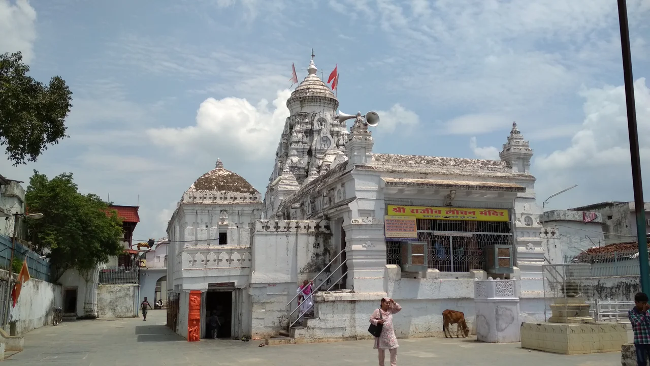 This is a photo of ASI monument number