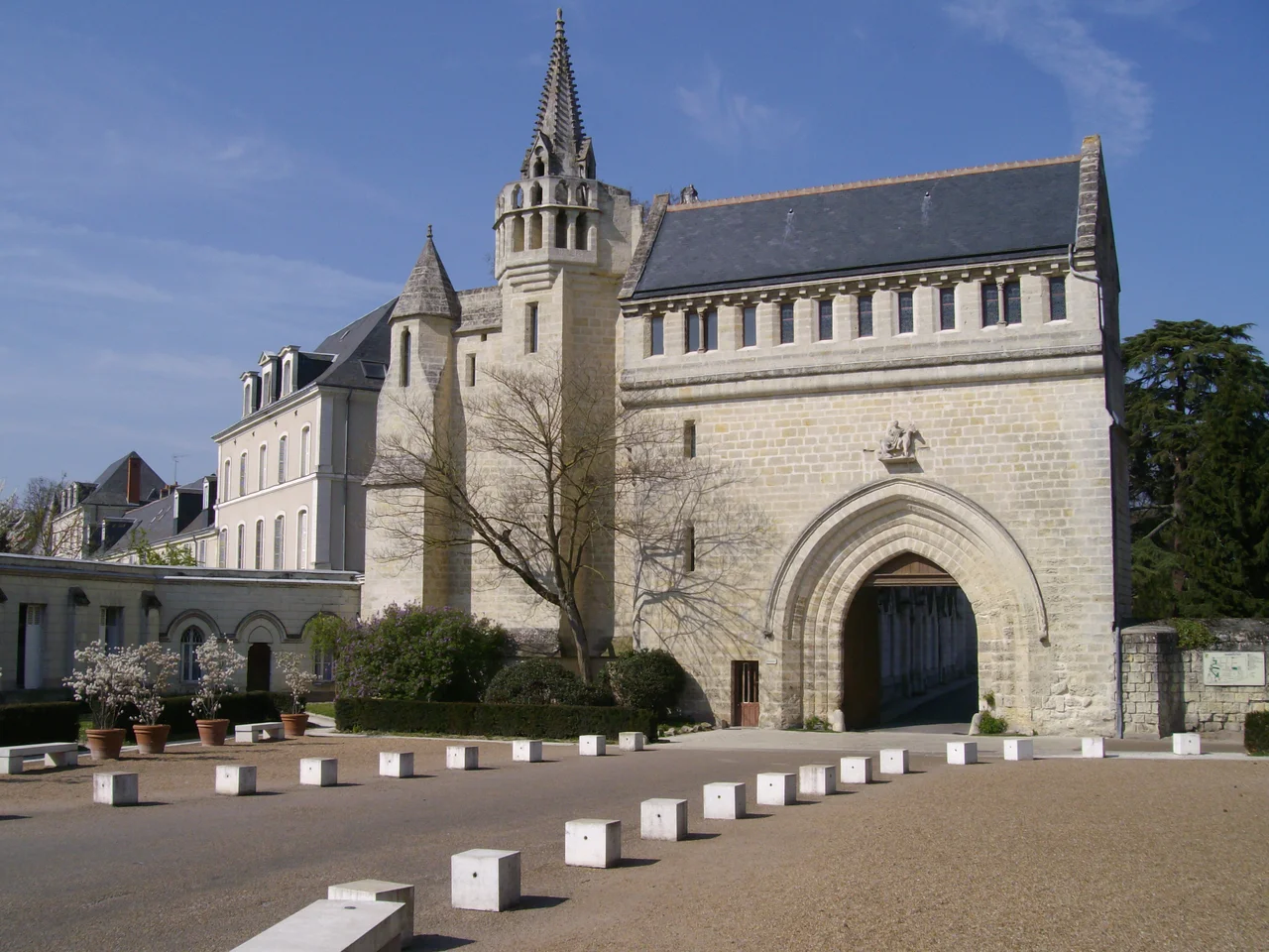 Le portail de la crosse