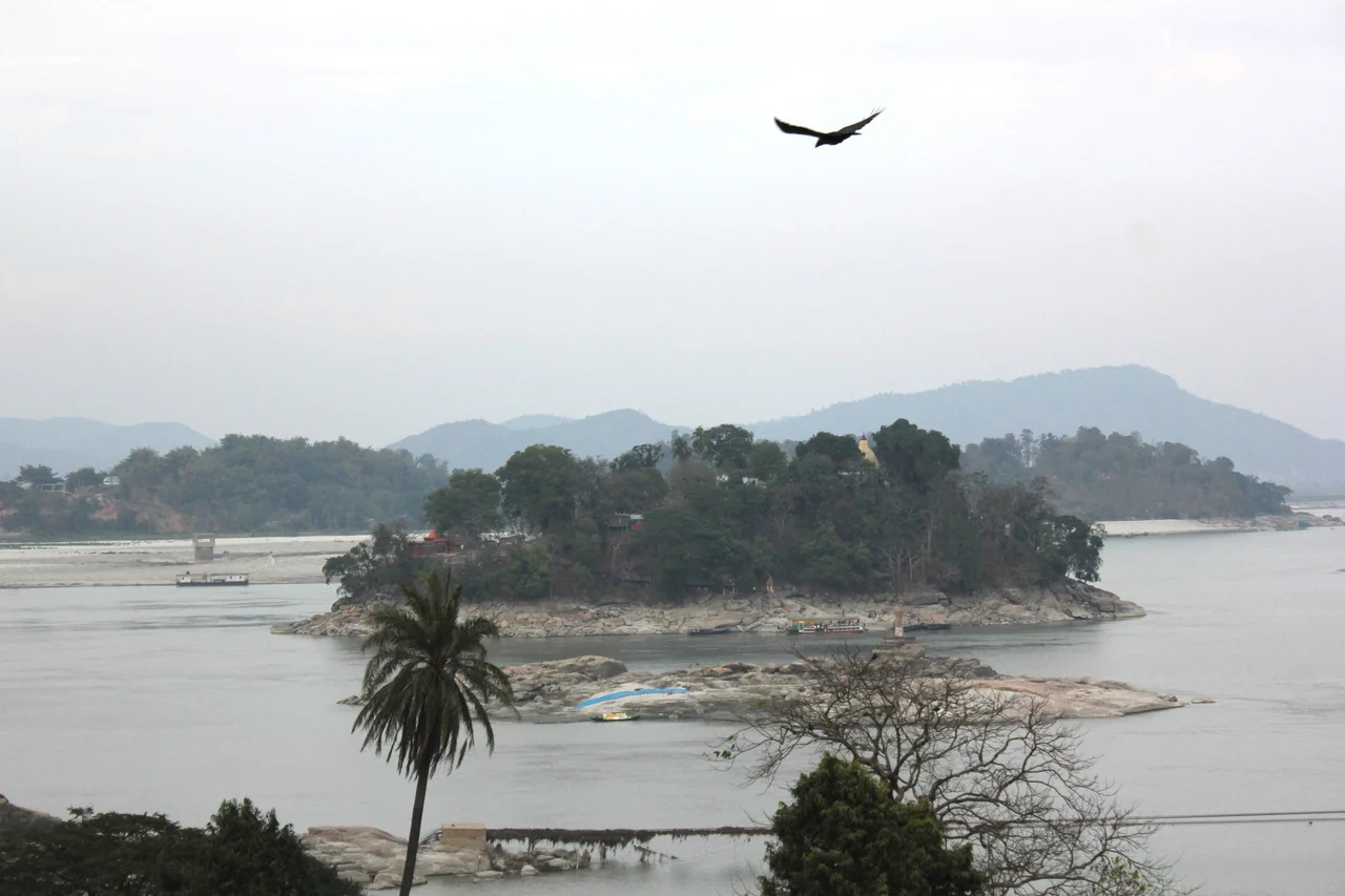 Umandan is the peacock island on the banks of the Brahmaputra, &amp; it’s believed that Shiva &amp; Parvati enjoyed themselves here, &amp; there’s a Shiva temple here.